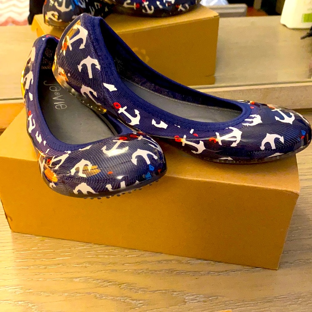 Ja-Vie comfort jelly knit flats.